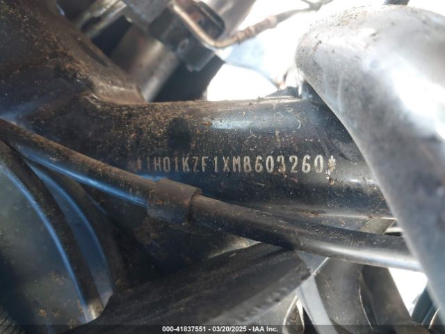 2021 HARLEY-DAVIDSON FLTRK 1HD1KZF1XMB603260 Photo 9