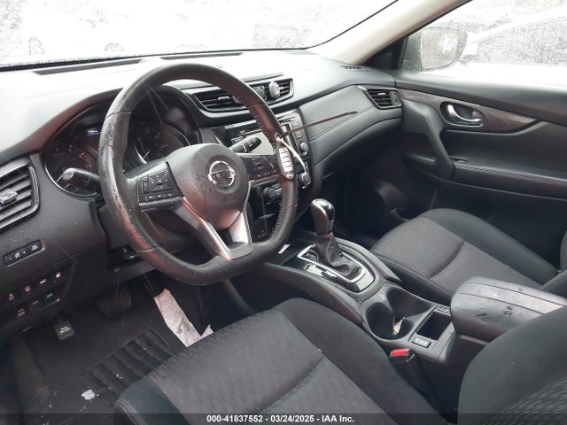 JN8AT2MV5KW382835 Nissan ROGUE SV