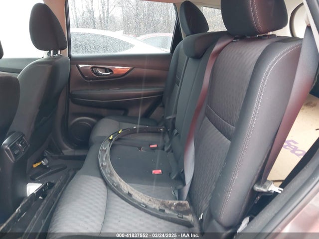 JN8AT2MV5KW382835 Nissan ROGUE SV