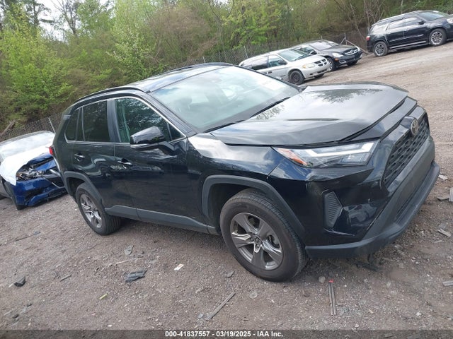 2T3P1RFV4RW427662 Toyota Rav4 Xle