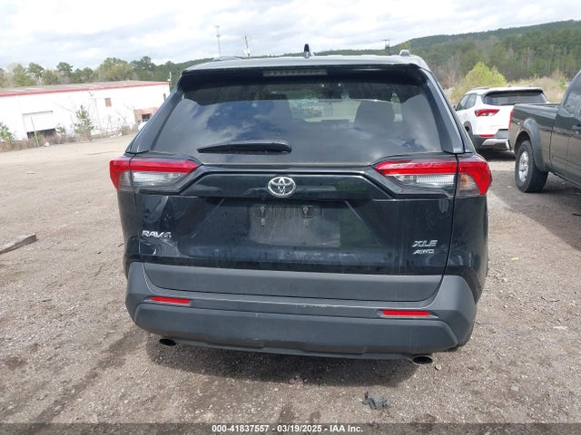 2T3P1RFV4RW427662 Toyota Rav4 Xle