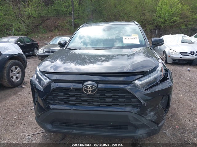 2T3P1RFV4RW427662 Toyota Rav4 Xle