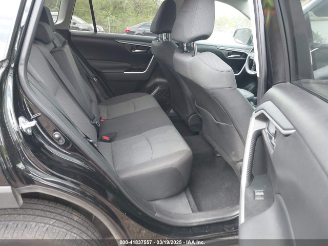 2T3P1RFV4RW427662 Toyota Rav4 Xle