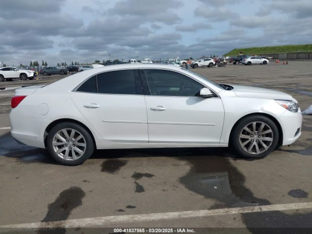 1G11D5SL0FF217995 Chevrolet MALIBU 2LT