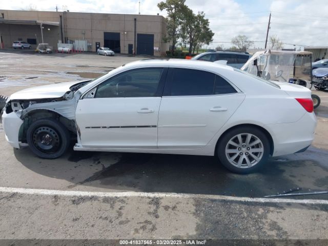 1G11D5SL0FF217995 Chevrolet MALIBU 2LT