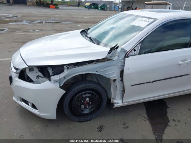 1G11D5SL0FF217995 Chevrolet MALIBU 2LT