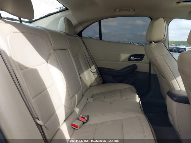 1G11D5SL0FF217995 Chevrolet MALIBU 2LT