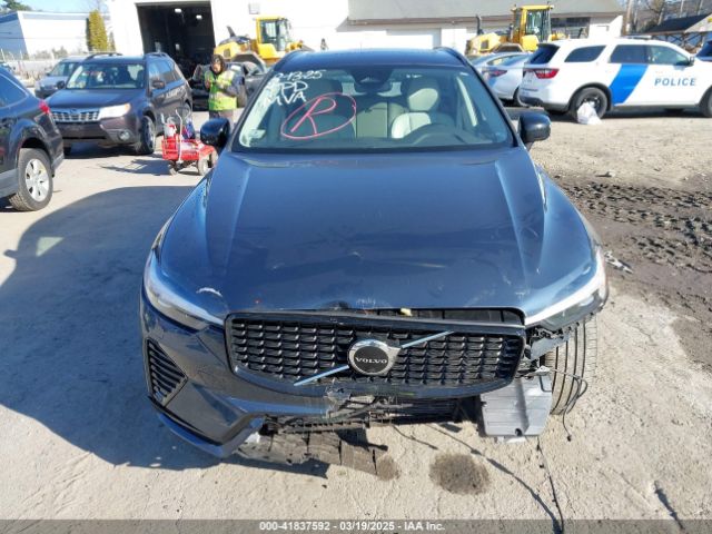 YV4L12RW2P1253156 Volvo Xc60 B5 Plus Dark Theme