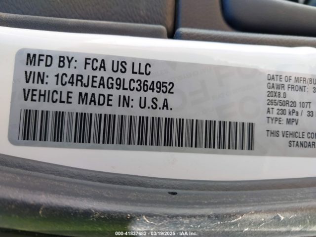 1C4RJEAG9LC364952 Jeep Grand Cherokee Altitude 4x2