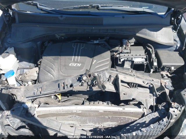 5XYPGDA54GG043840 KIA Sorento 3.3l Lx