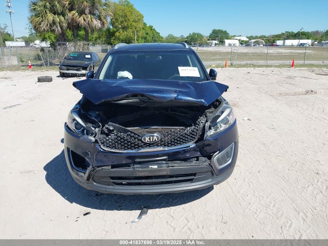 5XYPGDA54GG043840 KIA Sorento 3.3l Lx