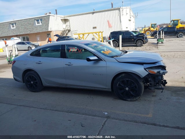1G1ZD5ST9MF034742 Chevrolet Malibu Fwd Lt