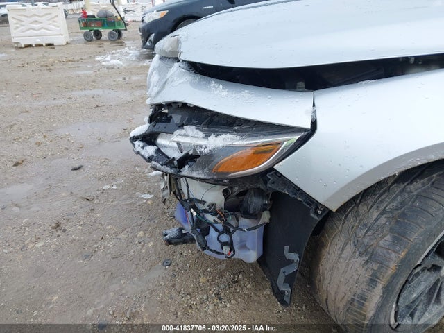 1G1ZD5ST9MF034742 Chevrolet Malibu Fwd Lt