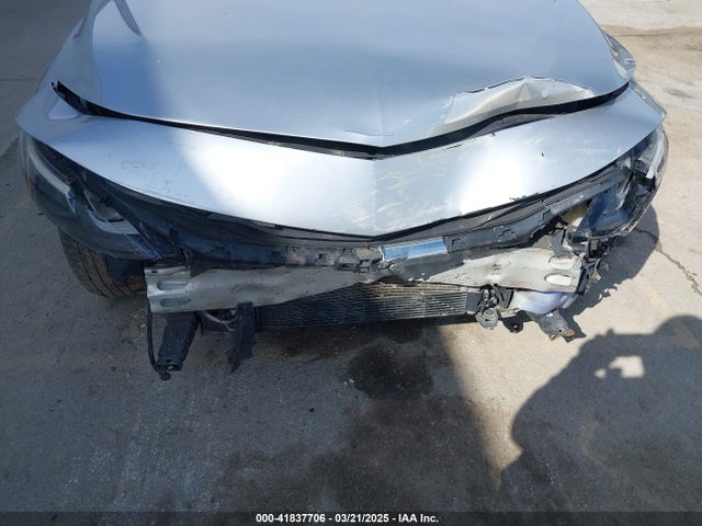 1G1ZD5ST9MF034742 Chevrolet Malibu Fwd Lt