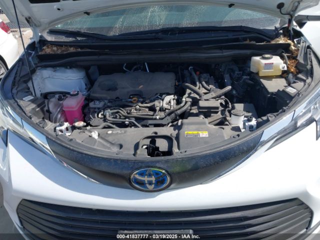 5TDKRKEC5MS034743 Toyota SIENNA LE