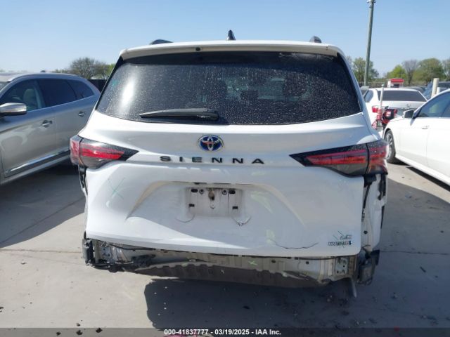 5TDKRKEC5MS034743 Toyota SIENNA LE