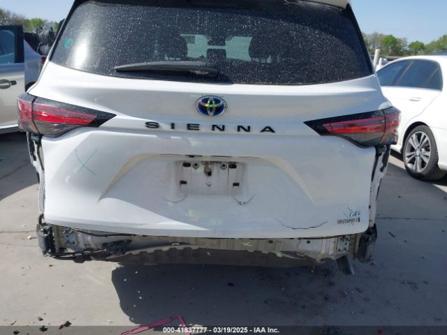 5TDKRKEC5MS034743 Toyota SIENNA LE