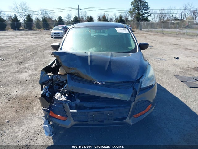 1FMCU0F77FUA87219 Ford ESCAPE S