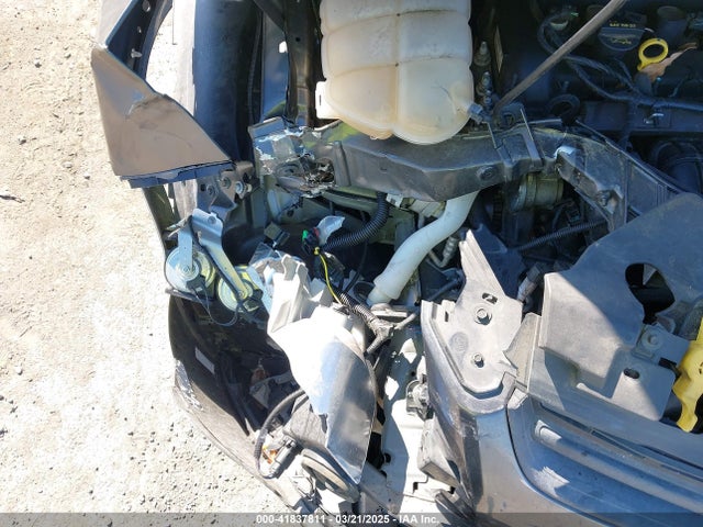 1FMCU0F77FUA87219 Ford ESCAPE S