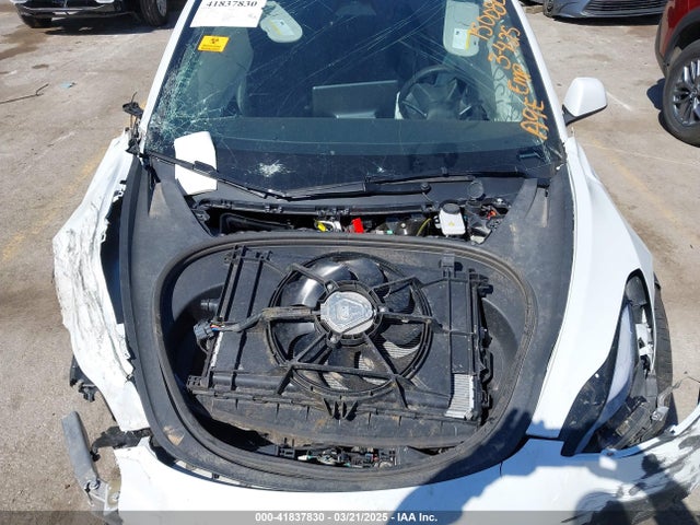 2023 TESLA MODEL 3 5YJ3E1EA2PF652961 Photo 9