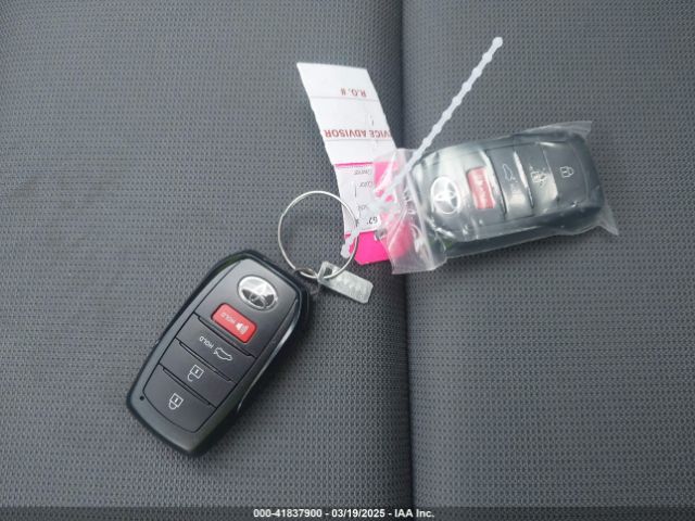 5YFB4MDE8RP201772 Toyota COROLLA LE