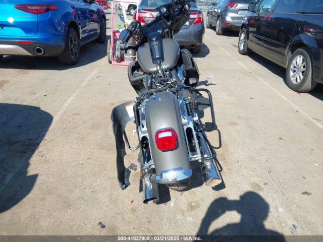 2019 HARLEY-DAVIDSON FLHTK 1HD1KEF19KB680692 Photo 5