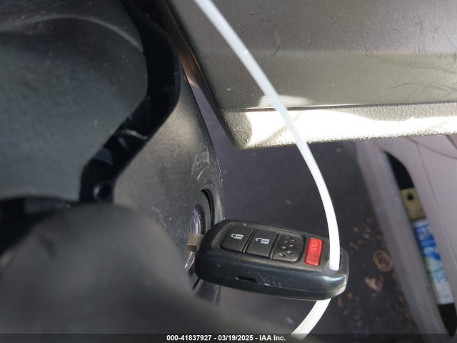 2HKRM4H32EH617749 Honda CR-V LX