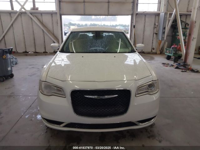 2C3CCAAG5GH190555 Chrysler 300 Limited