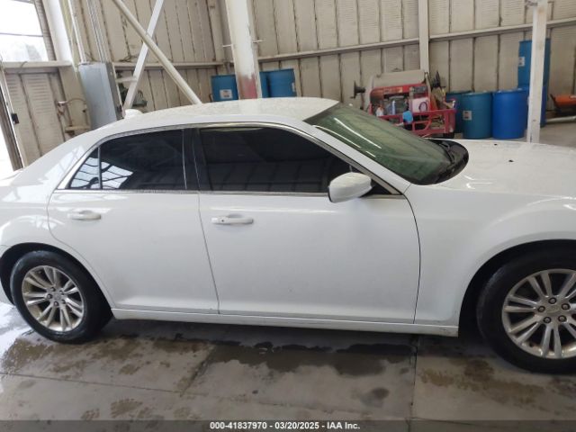 2C3CCAAG5GH190555 Chrysler 300 Limited