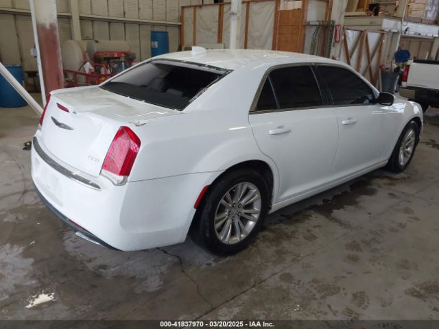 2C3CCAAG5GH190555 Chrysler 300 Limited