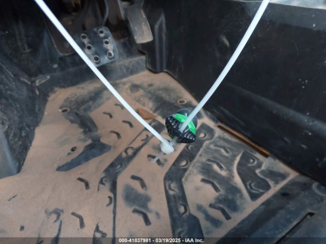 2020 CAN-AM MAVERICK X3 3JBVXAV23LK000639 Photo 10