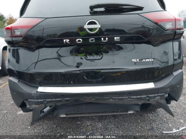 JN8BT3CB6PW488817 Nissan Rogue Sl Intelligent Awd