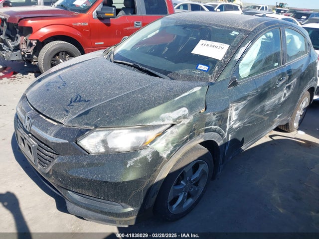 3CZRU5H32JG706501 Honda HR-V LX