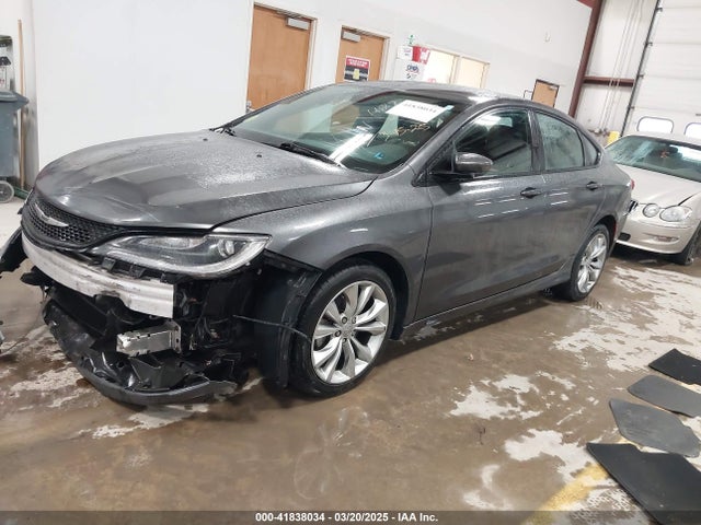 Chrysler 200 S 2016 1C3CCCBB4GN151123 Image 2