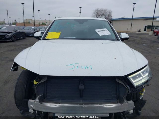 WA1BNAFY9J2205989 Audi Q5 2.0t Premium/2.0t Tech Premium