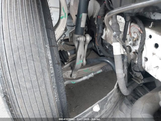 WA1BNAFY9J2205989 Audi Q5 2.0t Premium/2.0t Tech Premium