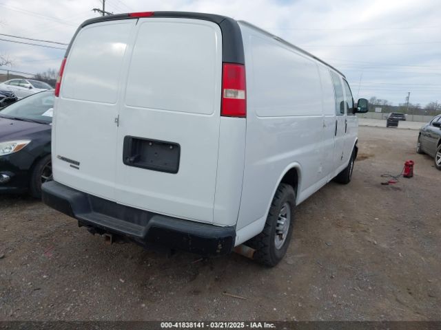 1GCWGGCA4E1209164 Chevrolet Express 2500 Work Van