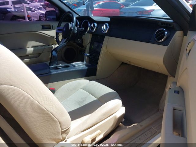 2007 FORD MUSTANG 1ZVFT84N175296159 Photo 4