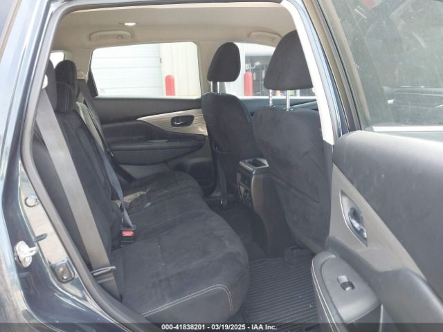 5N1AZ2MG5JN105131 Nissan MURANO SV