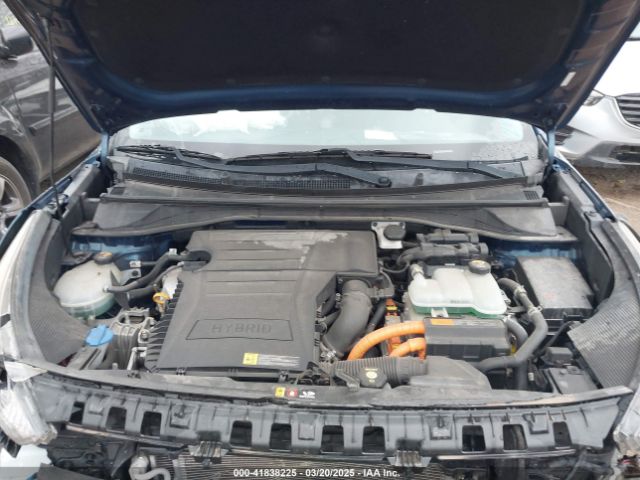 KNDCB3LC9H5087779 KIA NIRO LX