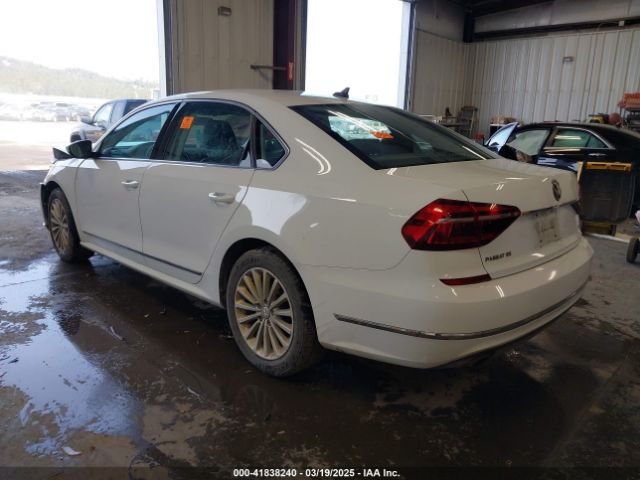 1VWBT7A35HC021645 Volkswagen Passat 1.8t Se