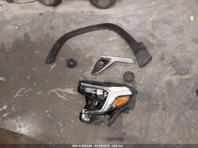 3GKALVEV7JL309275 GMC Terrain Slt