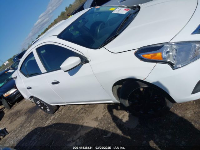 3N1CN7AP1KL828263 Nissan Versa 1.6 S+