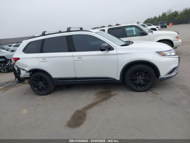 JA4AD3A35JZ060351 Mitsubishi Outlander Le