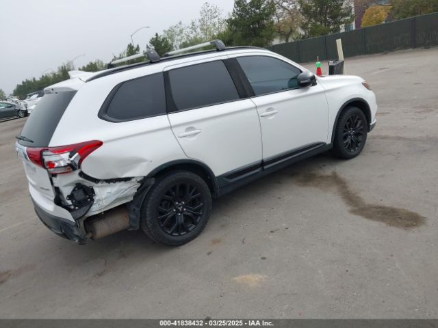 JA4AD3A35JZ060351 Mitsubishi Outlander Le