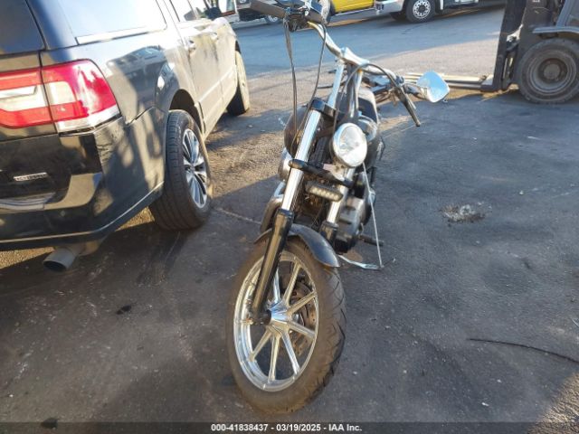 2010 HARLEY-DAVIDSON FXDB 1HD1GX416AC313760 Photo 4