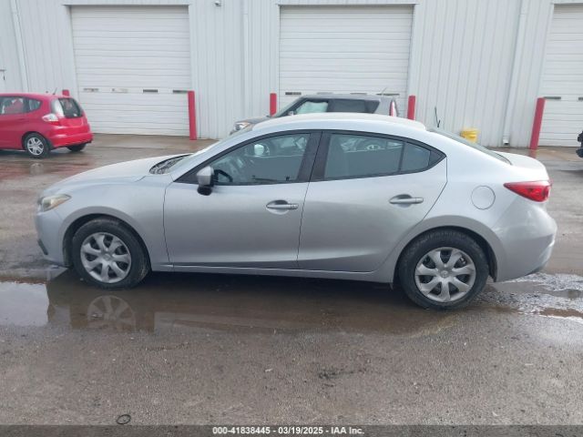 JM1BM1U77E1165829 Mazda Mazda3 I Sport