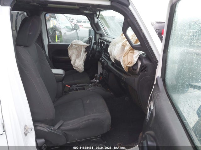 1C4HJXDN1MW592610 Jeep 2021