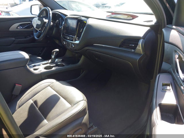 1GNEVHKW5NJ133935 Chevrolet lfy