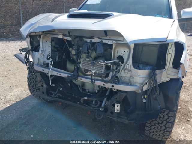3TMCZ5AN3LM320411 Toyota Tacoma Trd Sport